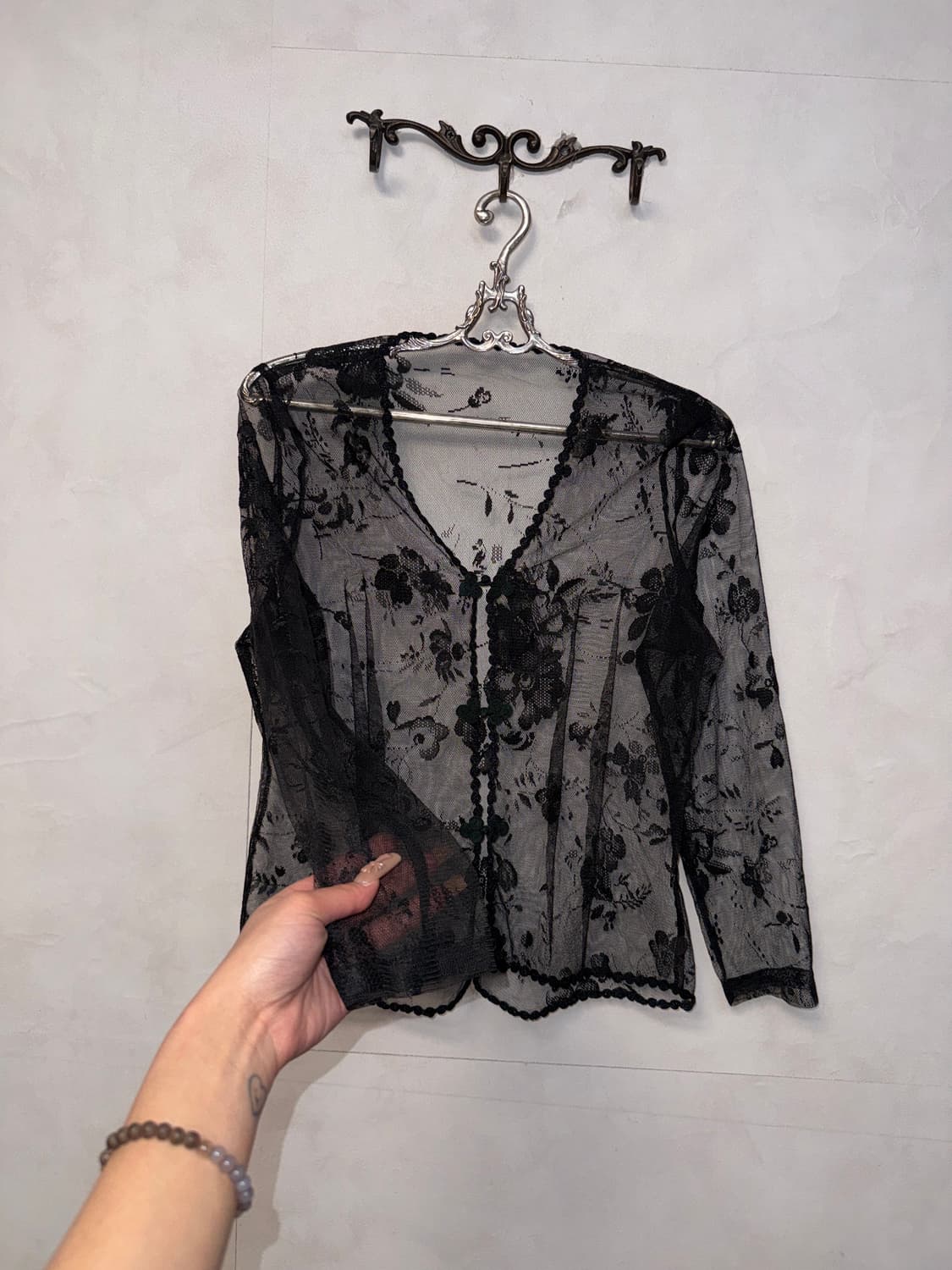 Black oriental floral lace button blouse 상품이미지4