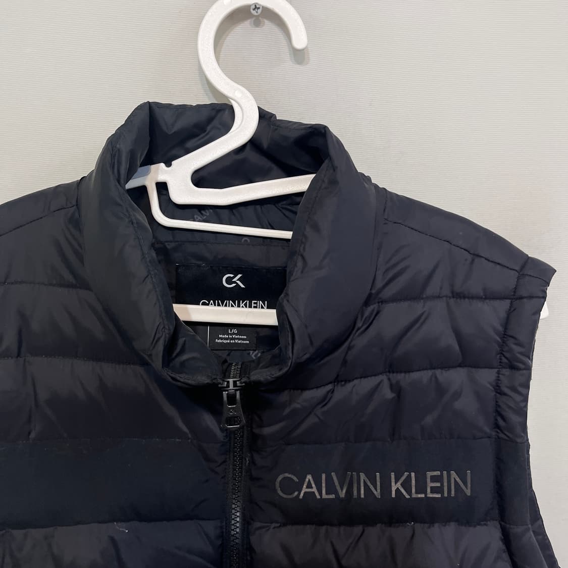켈빈클라인 남성 패딩조끼 100 상품이미지2