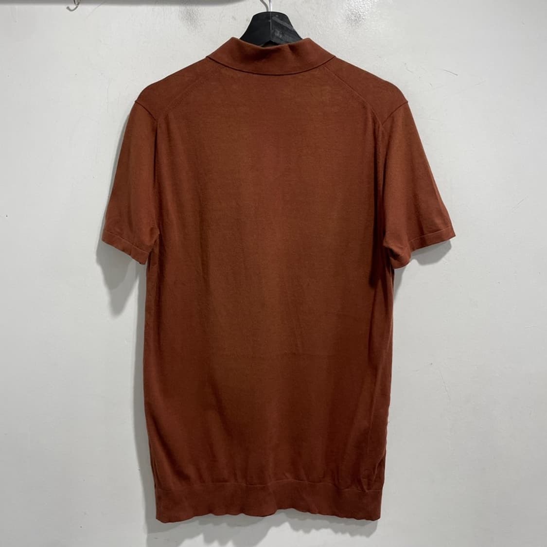 띠어리 미니멀 반팔 카라티 상품이미지3