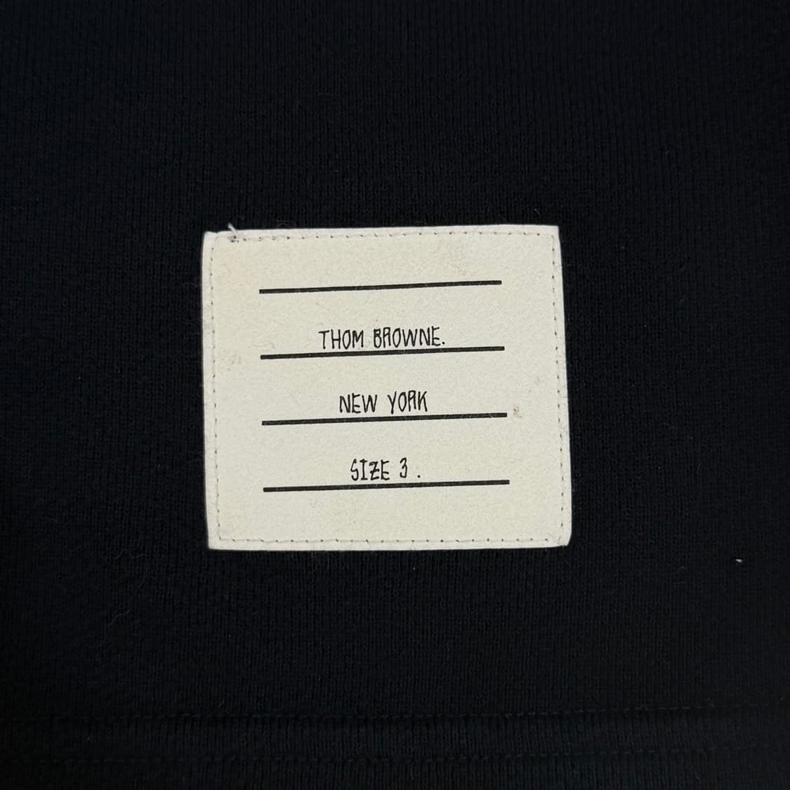 [리오브] 톰브라운 사선 완장 자수 금장 반바지
 상품이미지5