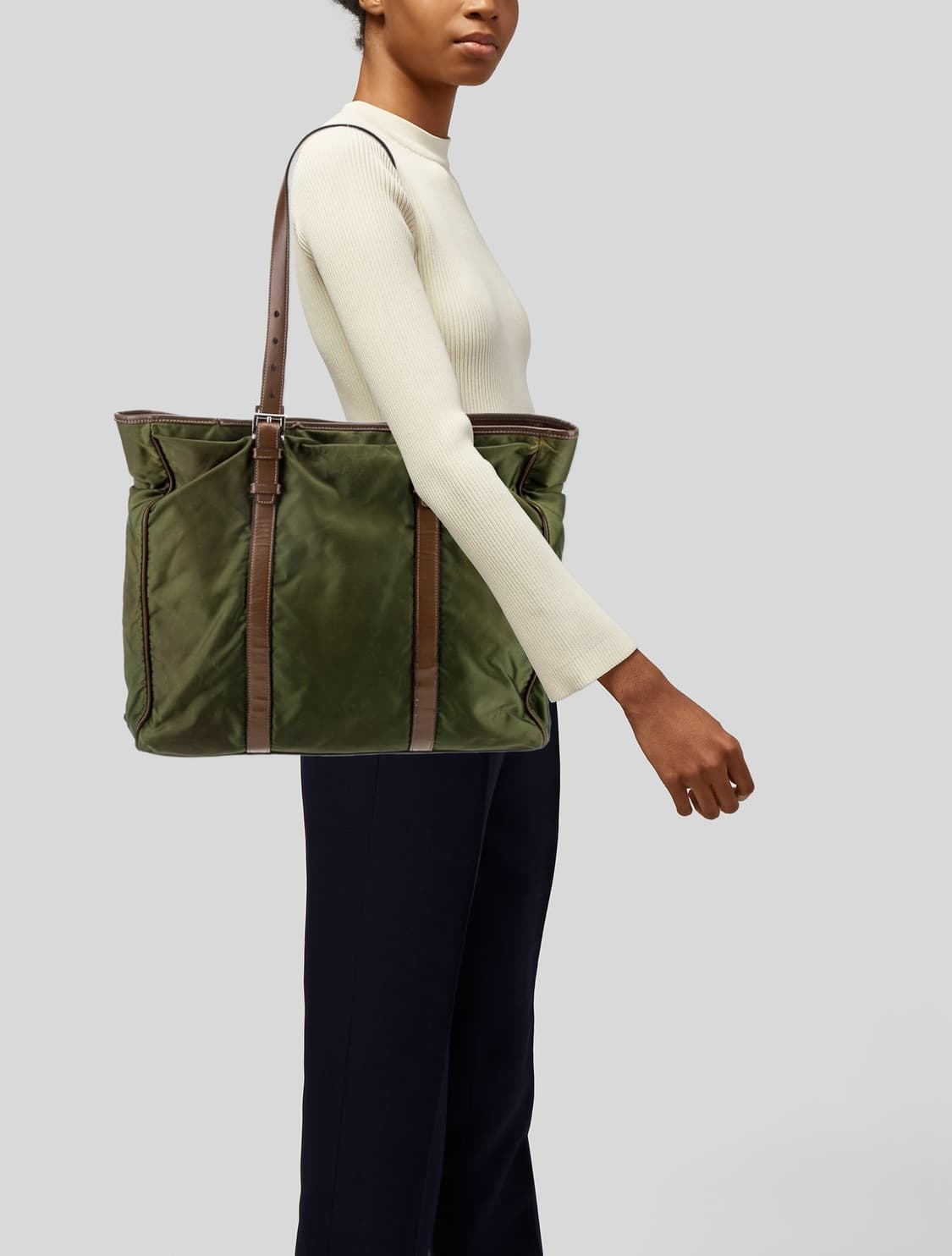 프라다 테수토 나일론 쇼퍼 토트백 상품이미지2