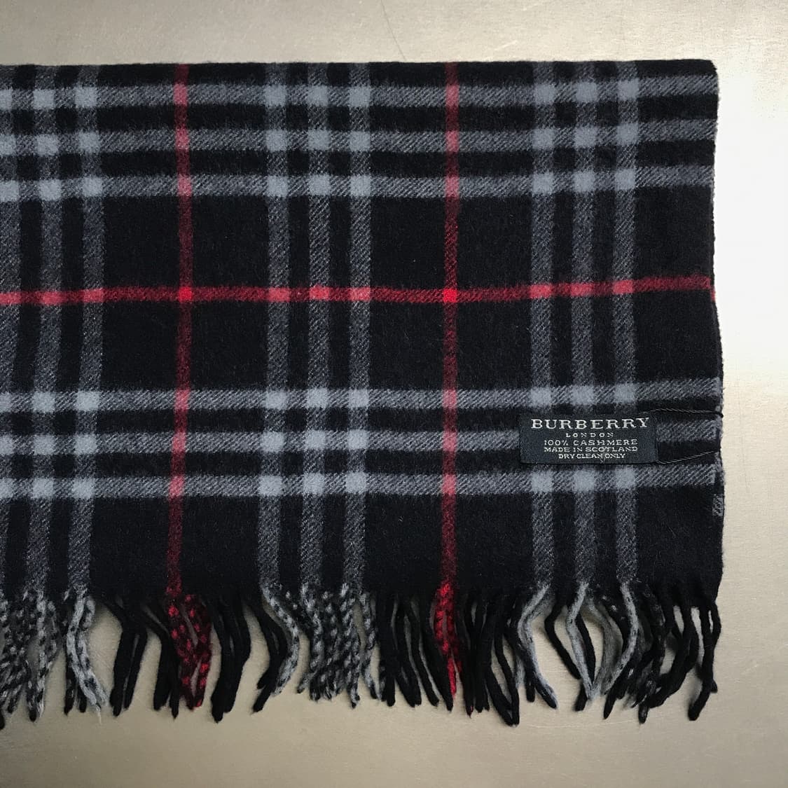 버버리 정품 캐시미어 머플러 네이비 상품이미지3