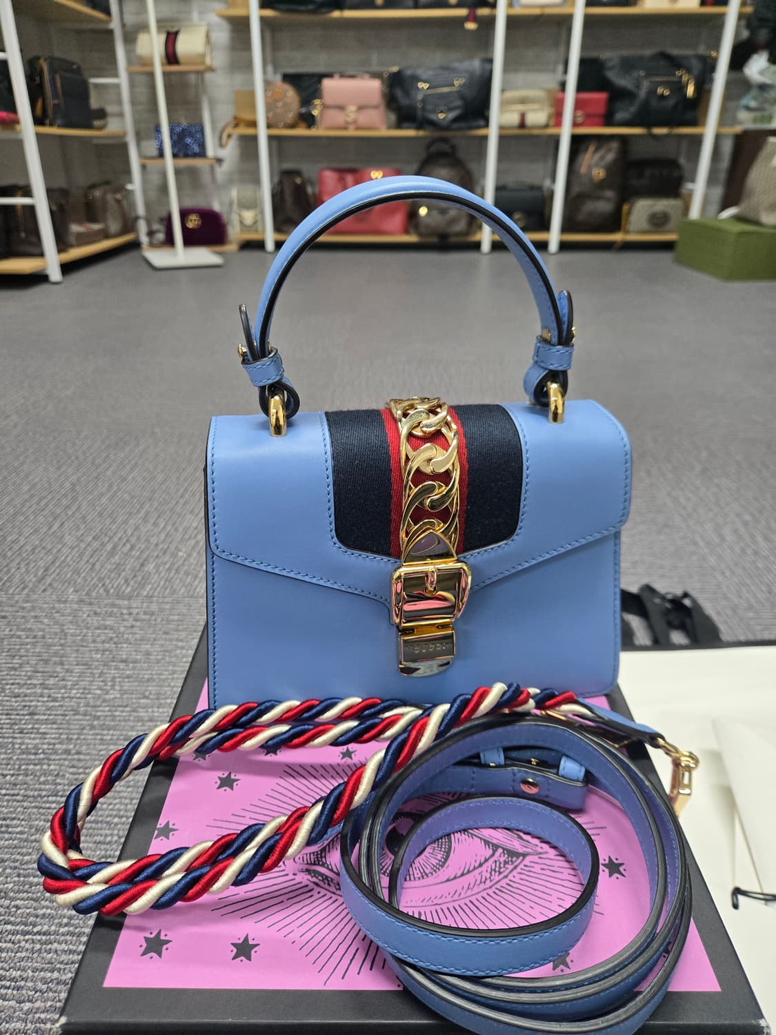 [특가][정품] 구찌 실비백 블루 상품이미지1