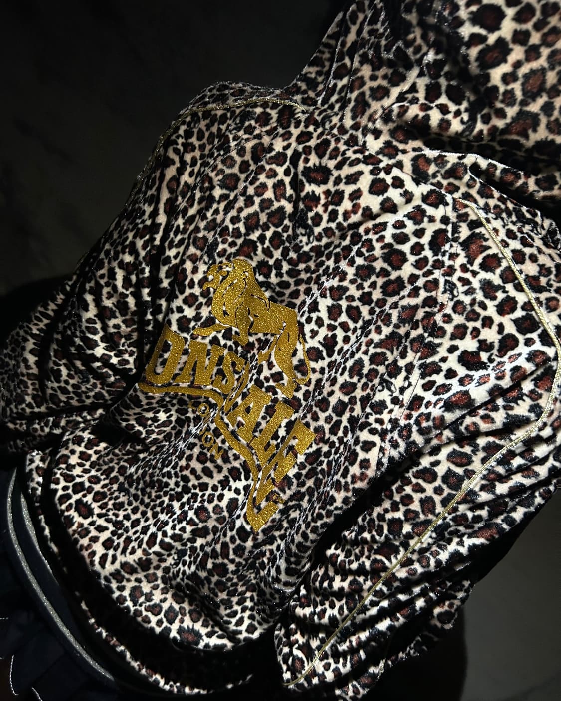 Lonsdale leopard zip-up hoodie 상품이미지4
