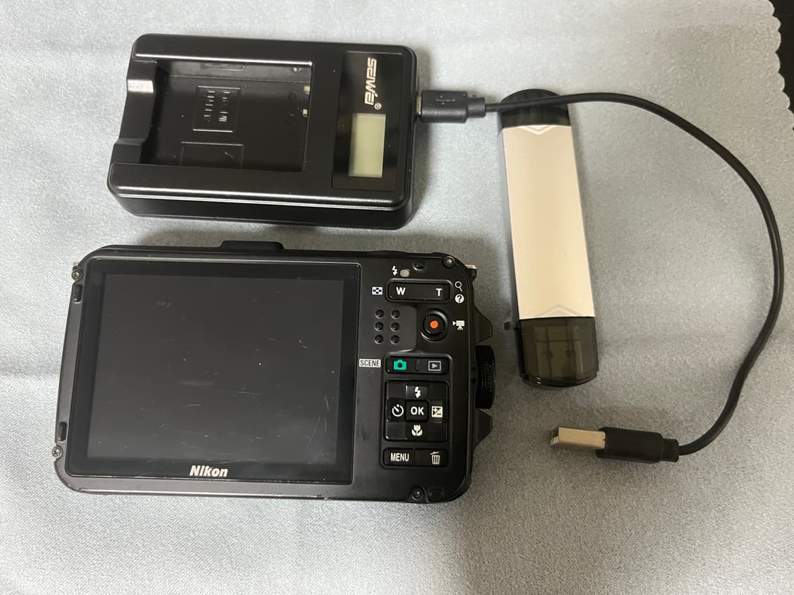 니콘 쿨픽스 AW100 카모 상품이미지2