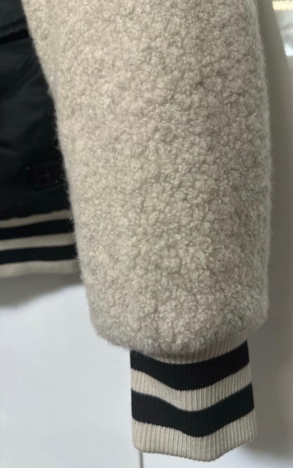 헤지스 골프 블랙/아이보리 스타디움 누빔점퍼 상품이미지4