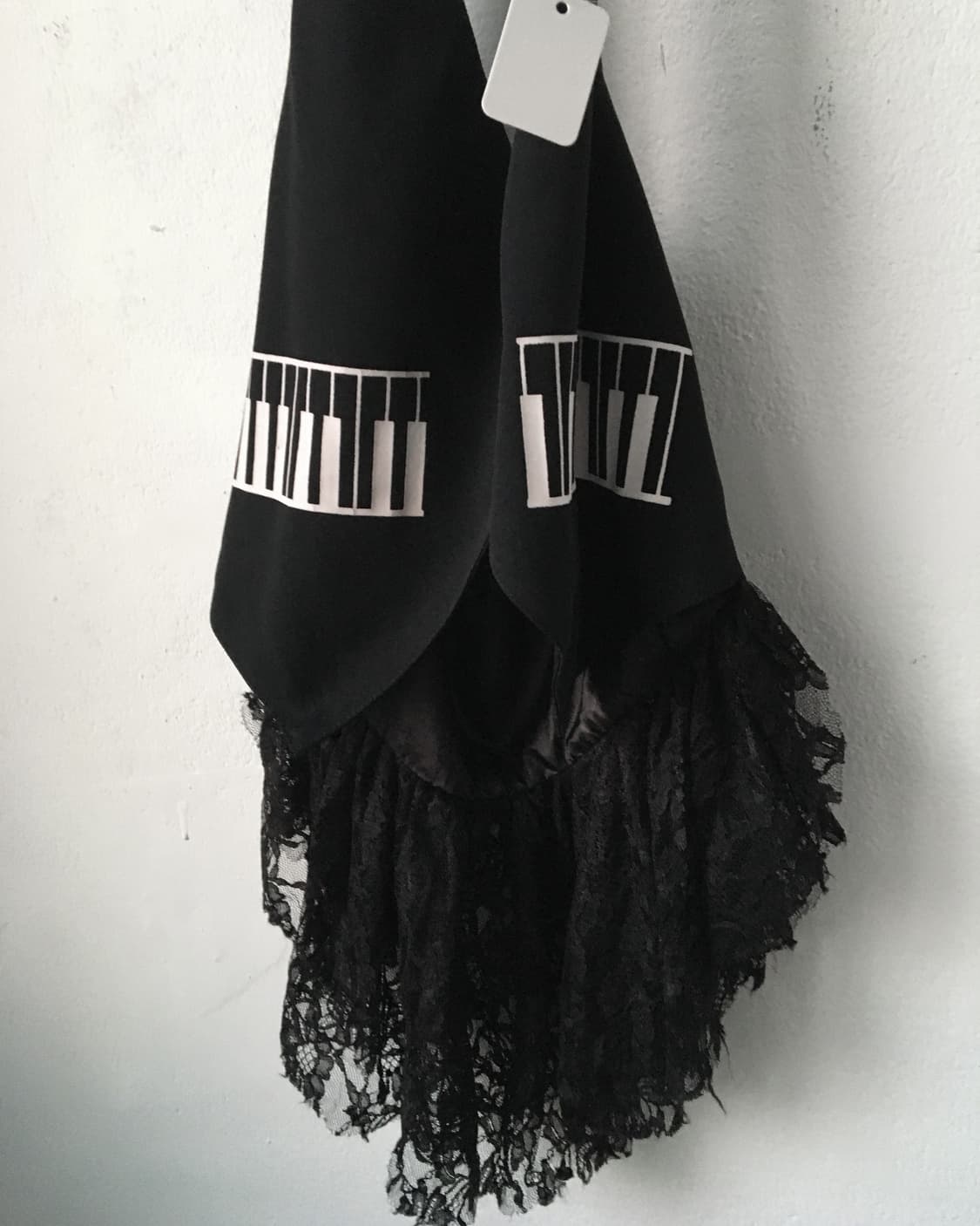 Lace trimming point vest 상품이미지2