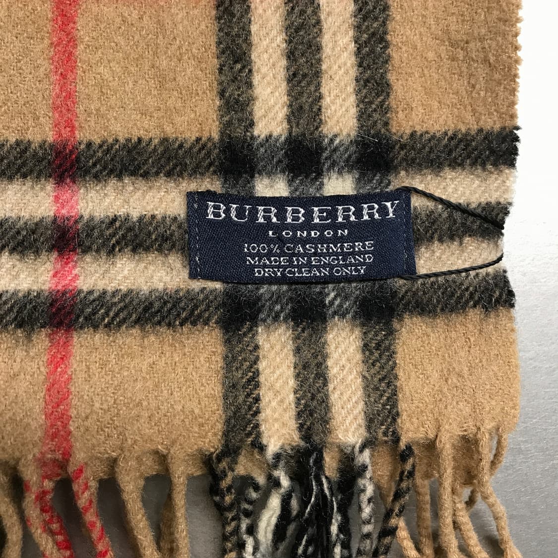 버버리 정품 캐시미어 머플러 베이지 상품이미지4