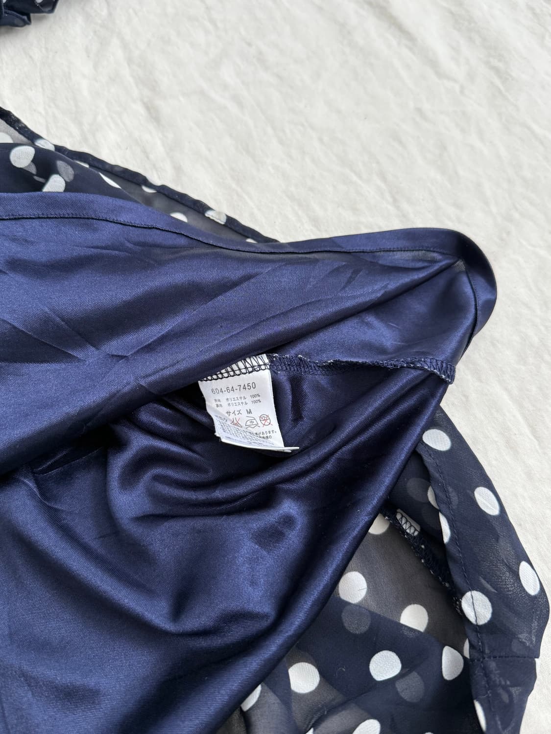 콜자 네이비 오프숄더 스모크 밴딩 러블리 반팔블라우스 상품이미지7