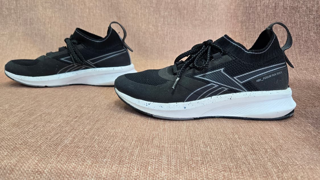 리복 런닝화 240mm 검정색 상품이미지4