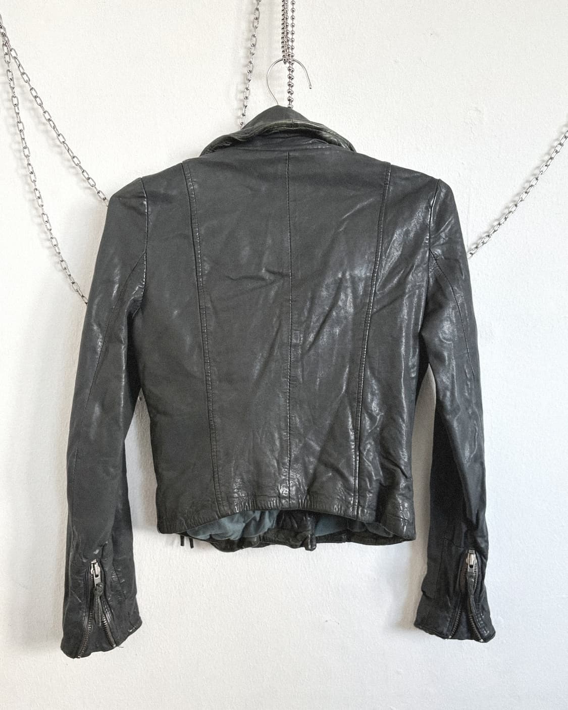 *홀드중*muubaa 아티저널 램스킨 사선지퍼 하이넥 드레이프 자켓 상품이미지9