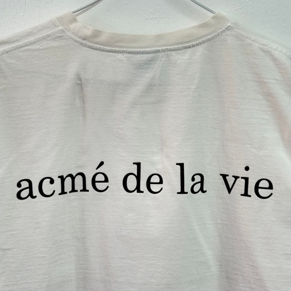 아크메드라비 도넛 로고 티셔츠 상품이미지3