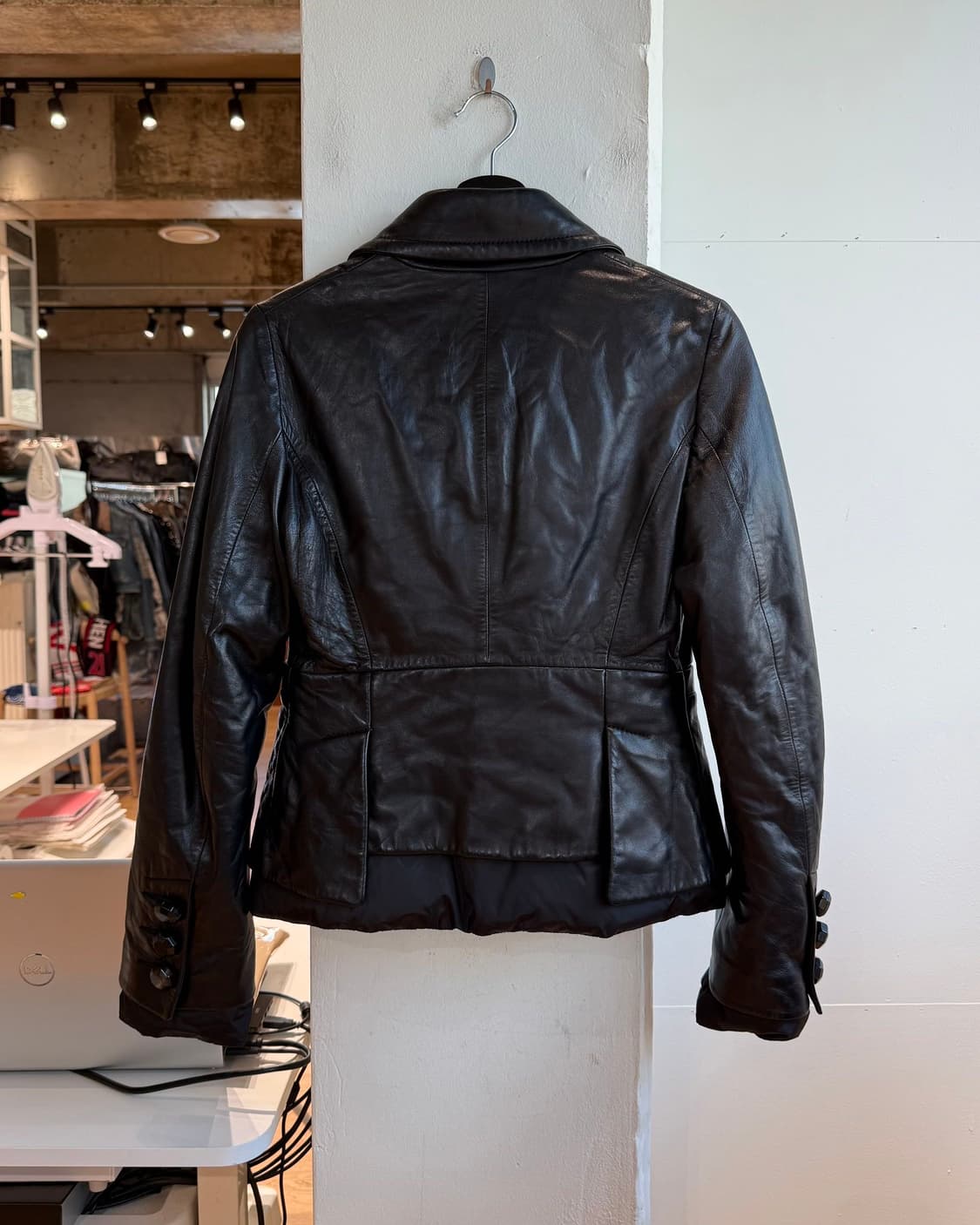 디스퀘어드2 블랙 쉽스킨 덕다운 자켓 상품이미지7