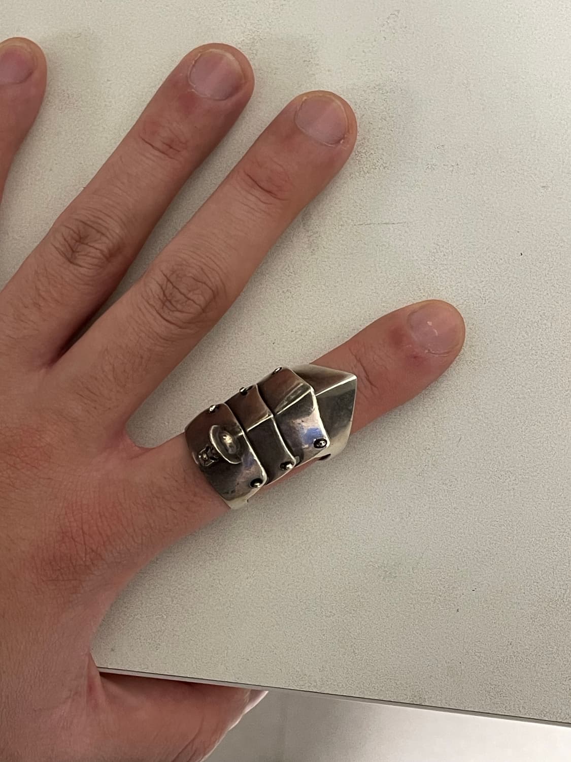 비비안 웨스트우드 아머링 xl 상품이미지1