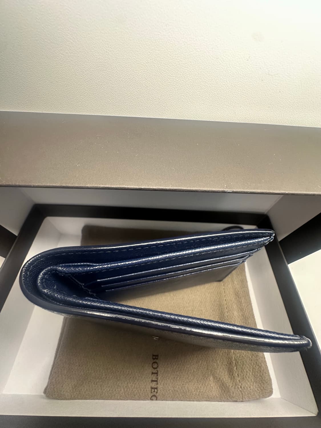 몽블랑 반지갑 사피아노 네이비 상품이미지3