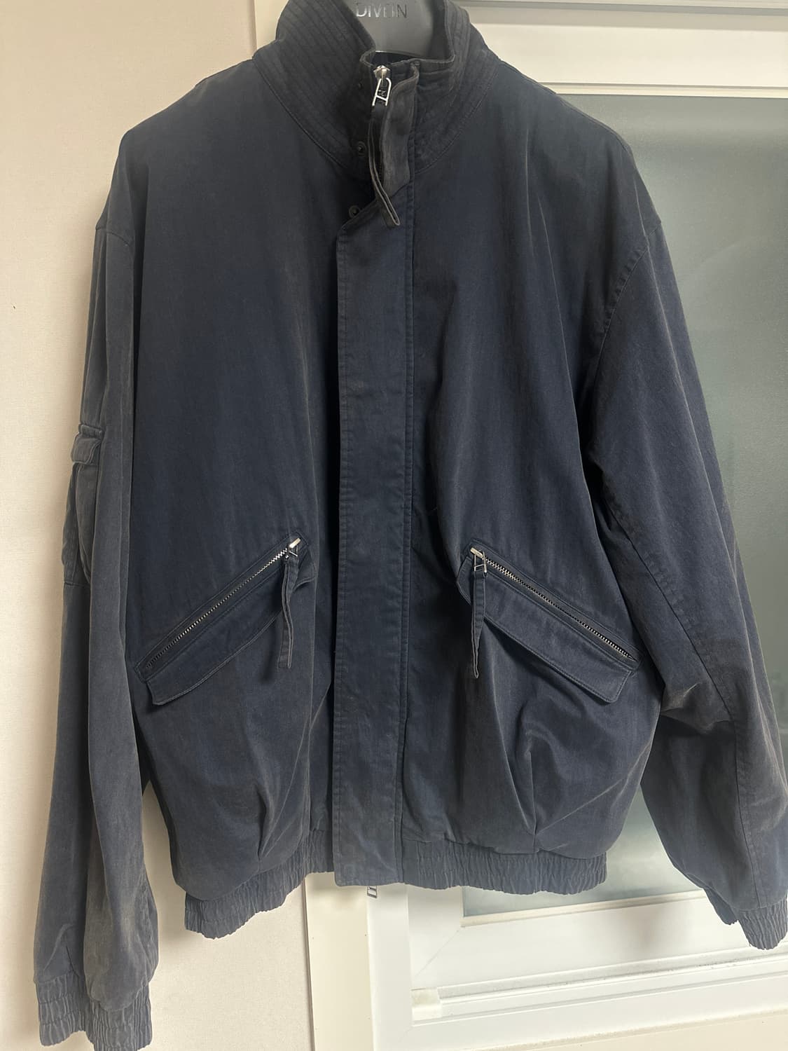 999휴머니티 어드벤처 블리치드 자켓 3사이즈 팝니다. 상품이미지2