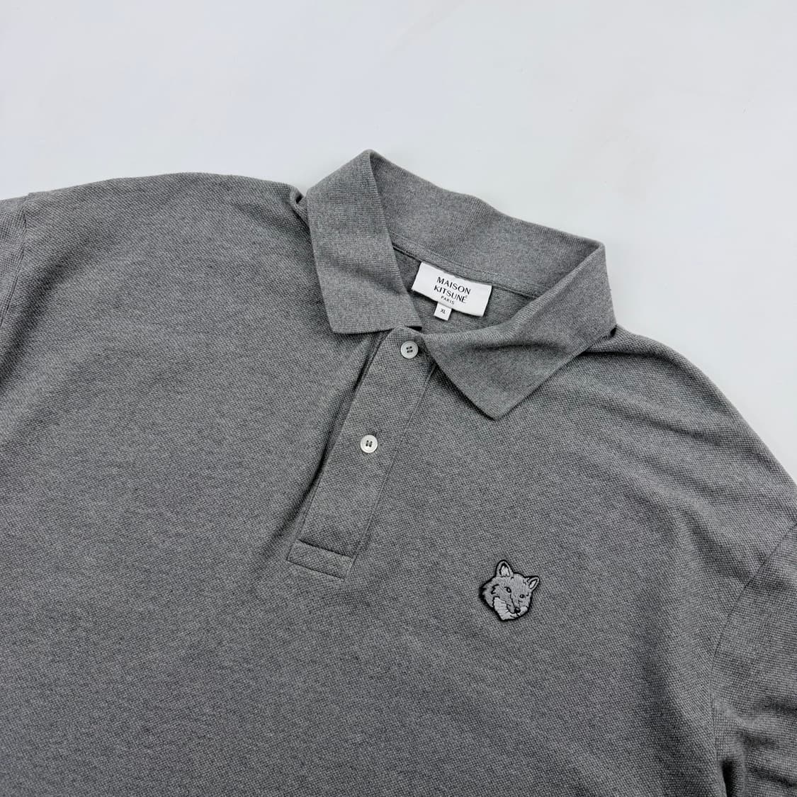 메종키츠네 25ss 그레이 폭스 헤드 폴로 반팔 상품이미지3