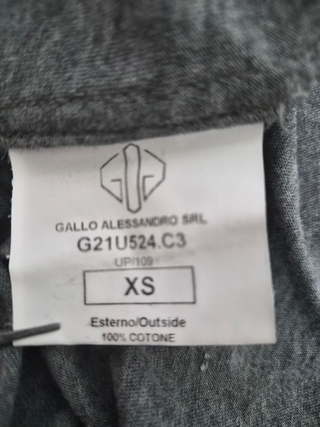 골든구스GoldenGoose 레터링 그레이 티셔츠  - T130 상품이미지5