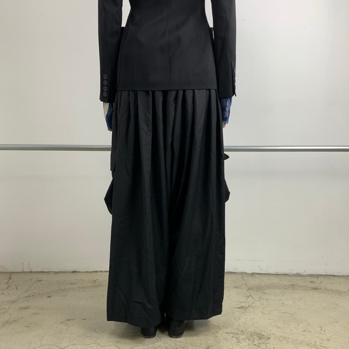 노 아이디 블랙 2-Way 스커트 팬츠 상품이미지4