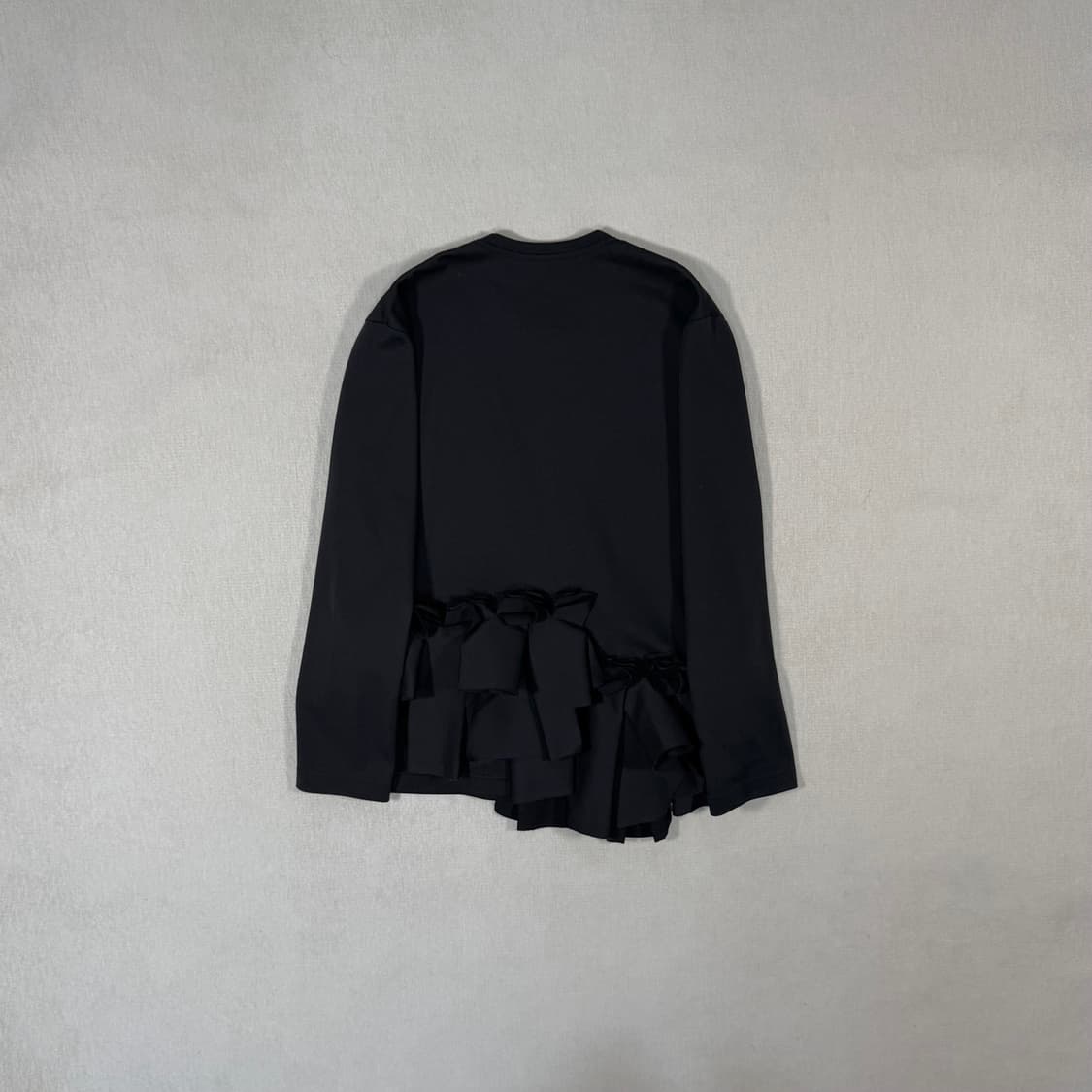 Frilled Voluminous Pullover 상품이미지3
