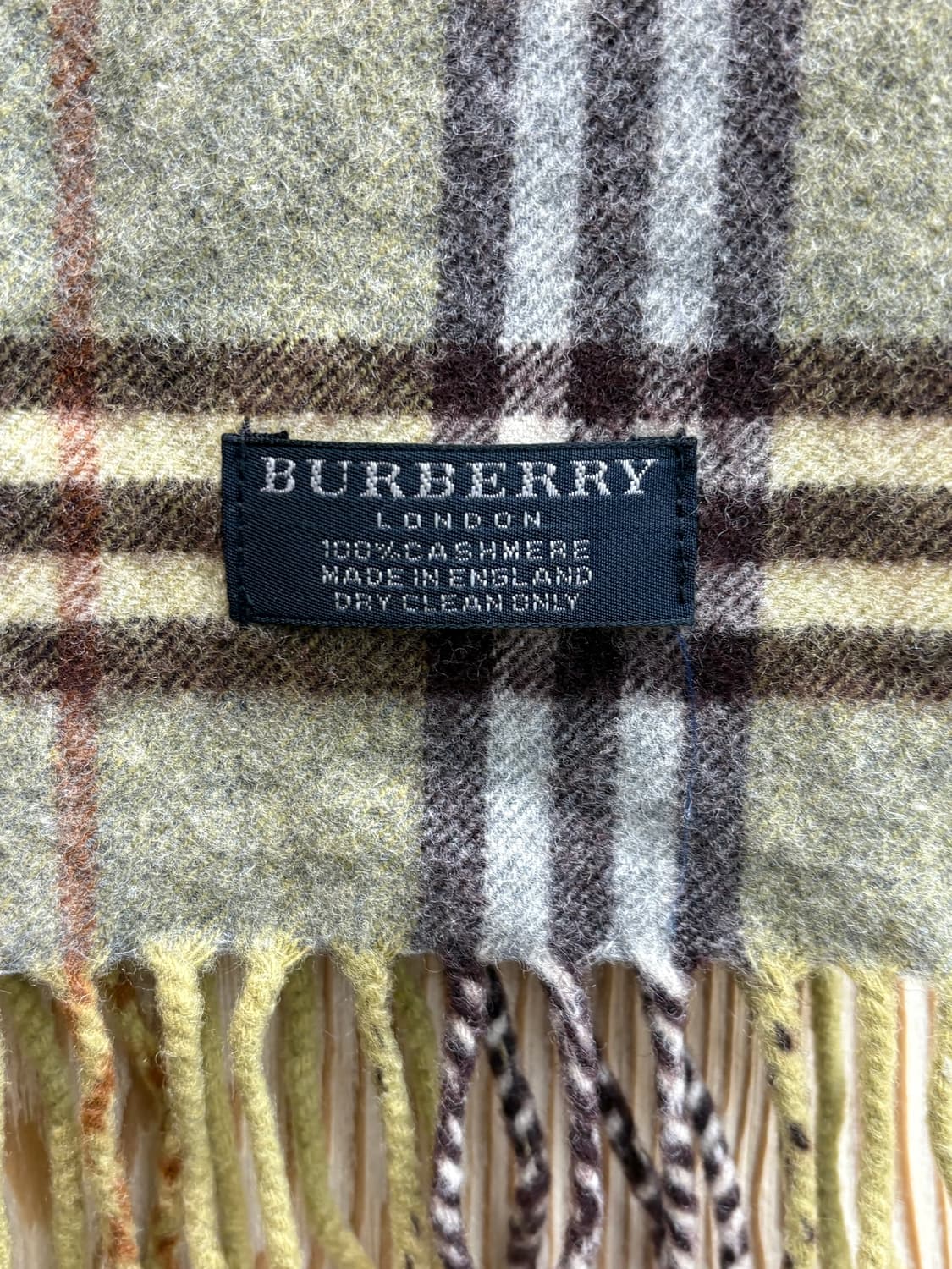 버버리 체크 머플러 상품이미지5