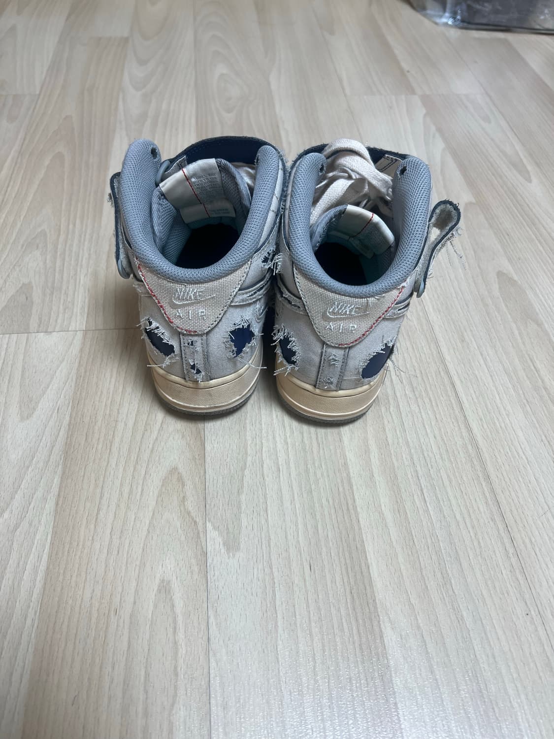 나이키 에어포스 1 미드 '07 펄 화이트 상품이미지4