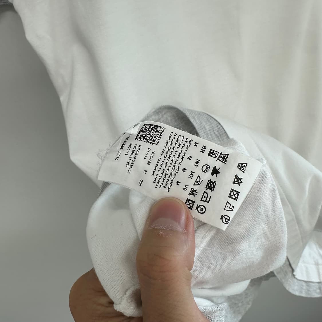 휴고보스 레이어드 하프 후드티 상품이미지7