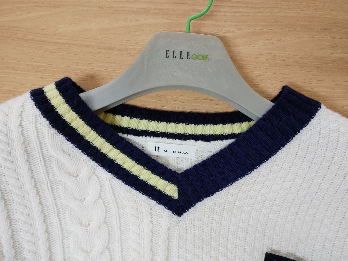 it MICHAA 잇미샤 브이넥 니트 상품이미지3