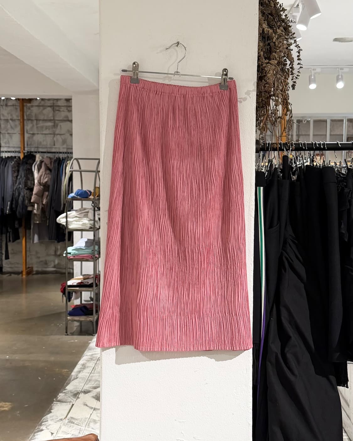 플리츠 플리즈 핑크 롱슬리브 셔츠/ 밴딩 롱 스커트 셋업 상품이미지7