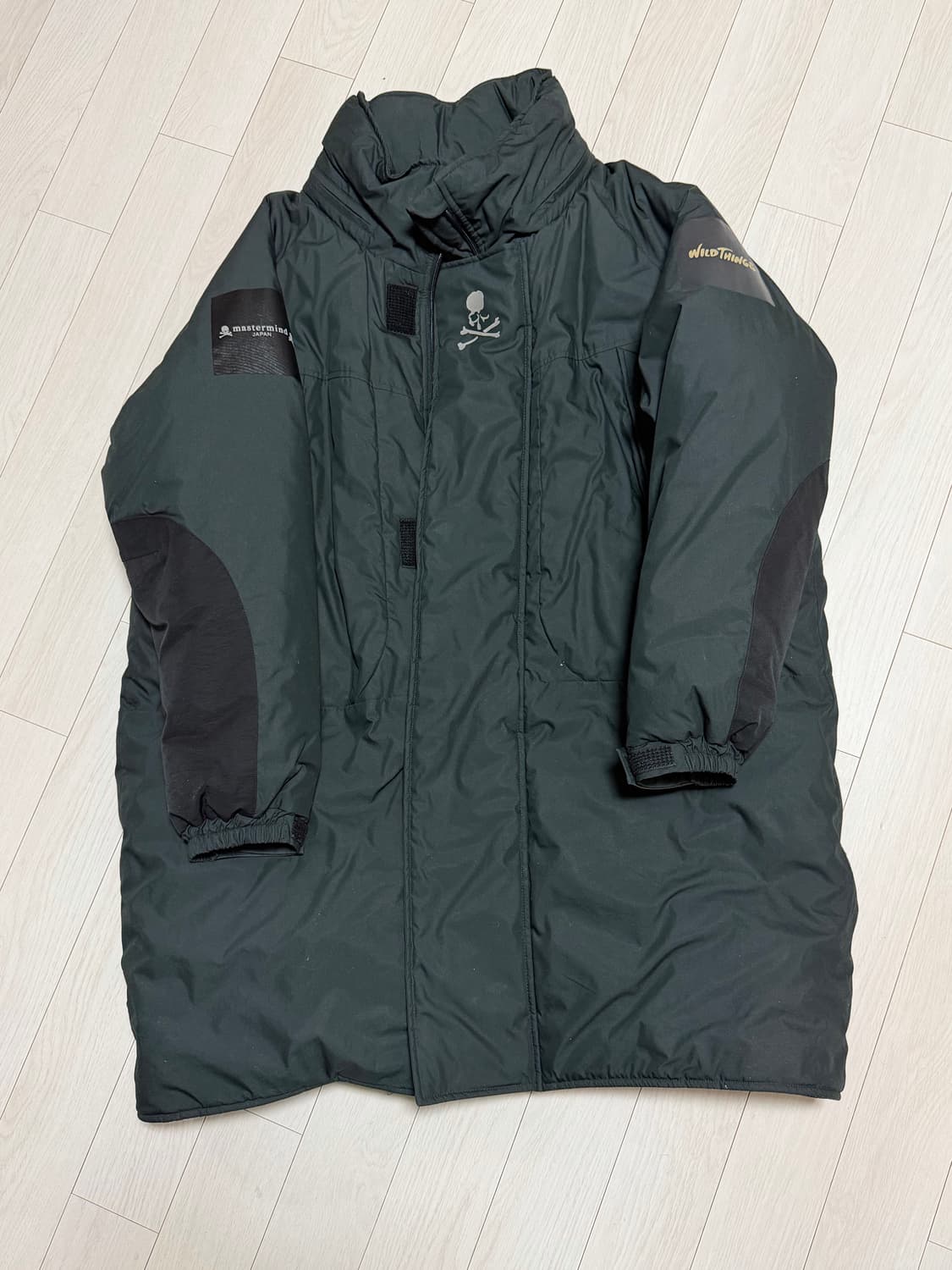 와일드띵스 x 마스터마인드 몬스터파카 상품이미지2