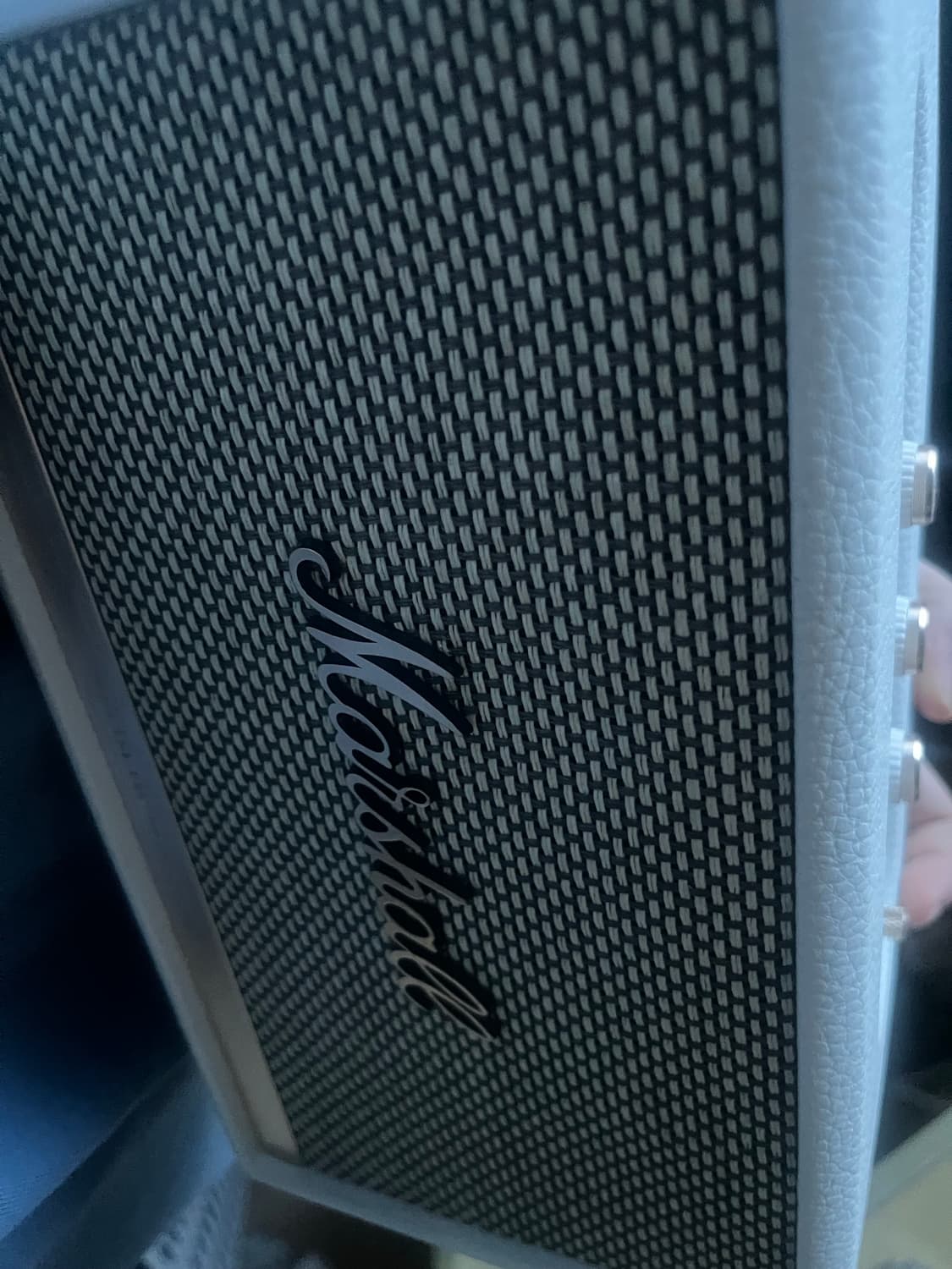 마샬 액톤2 블루투스 스피커 크림색상 상품이미지3