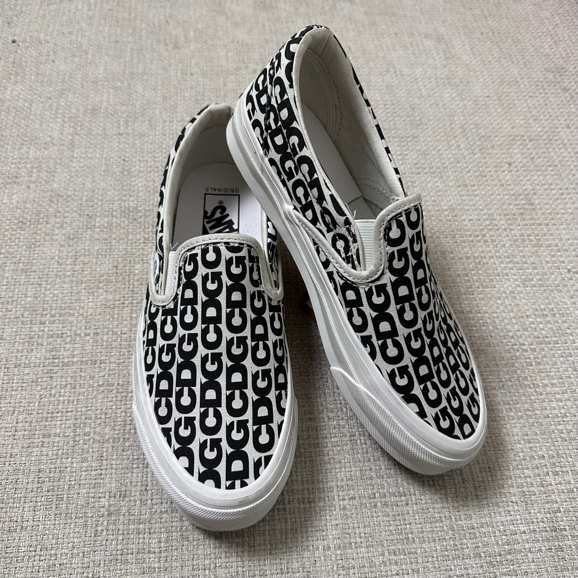 cdg x vans 슬립온 스니커즈 상품이미지3