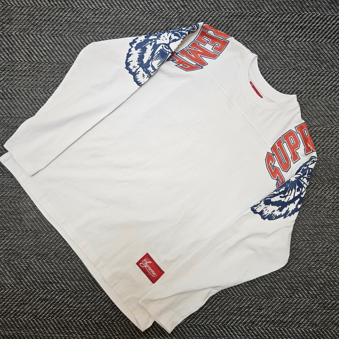 슈프림 마스코트 롱슬리브 M 상품이미지1