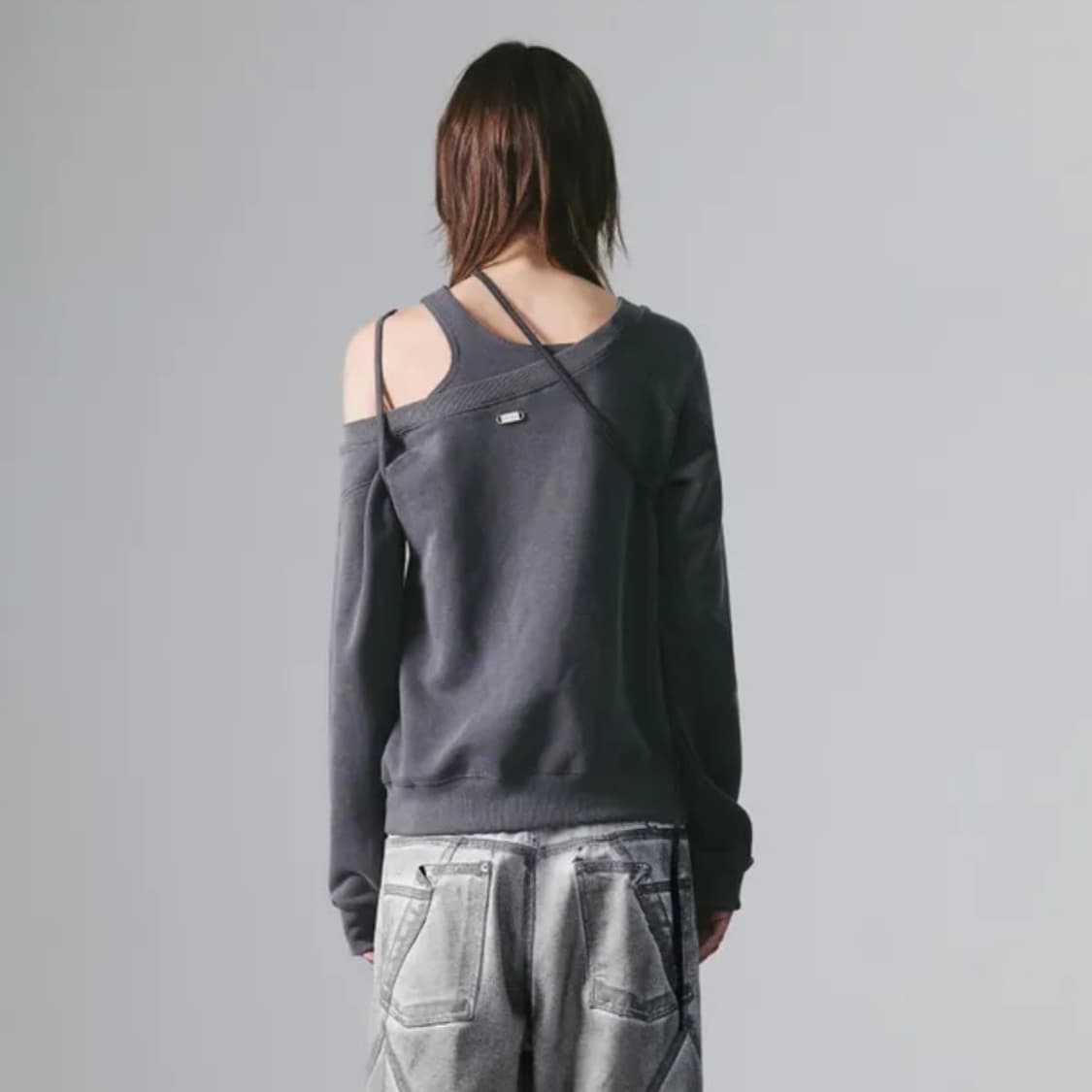 나체 SLIT LAYERED SWEAT SHIRT CHARCOAL 상품이미지4