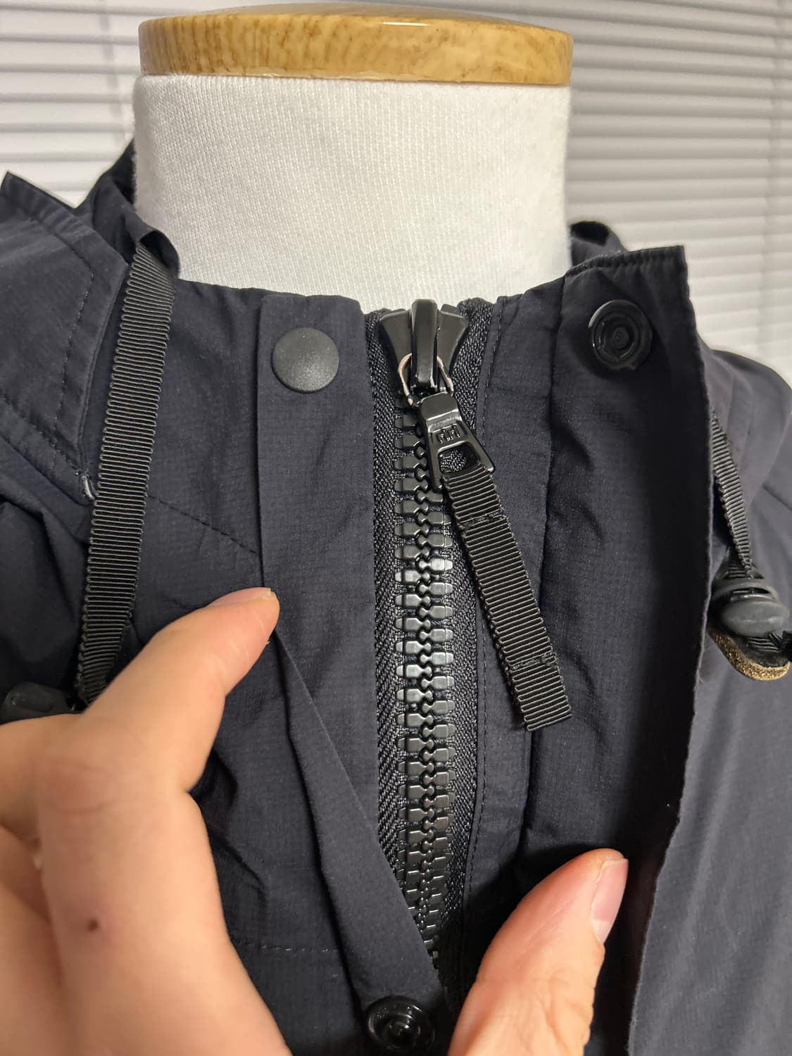 비즈빔 고어텍스 올블랙 아노락 노마드 풀오버 자켓 M 상품이미지2