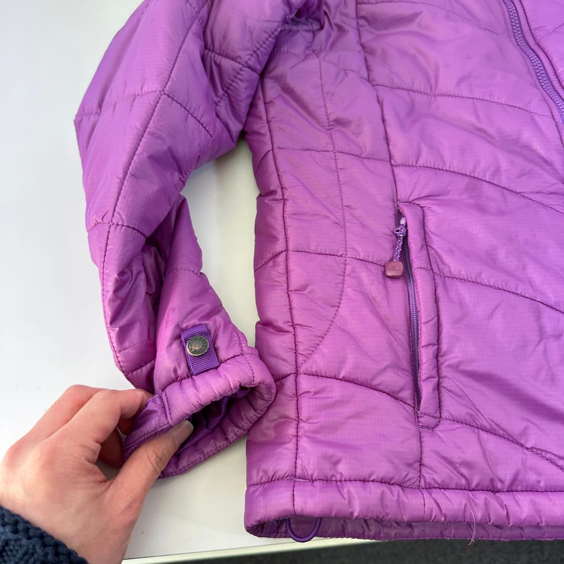 우먼M 노스페이스 퍼플핑크 밑단고무줄 EXCELLOFT 경량패딩점퍼 상품이미지2