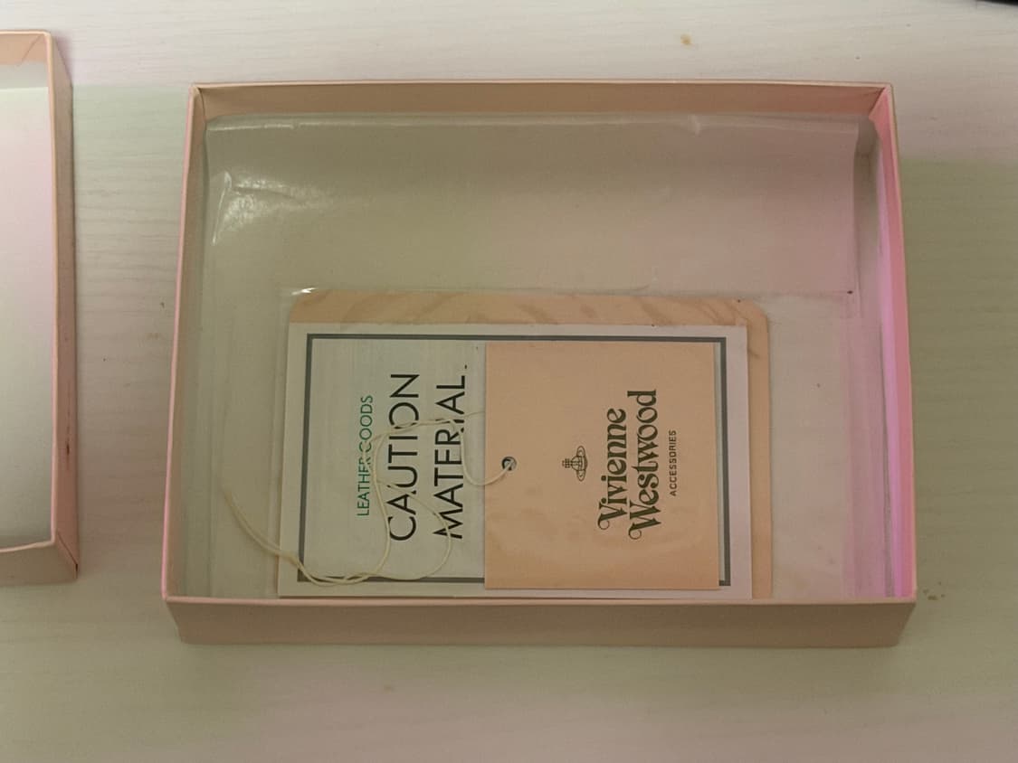 비비안 웨스트우드 카드지갑 레오파드 상품이미지4