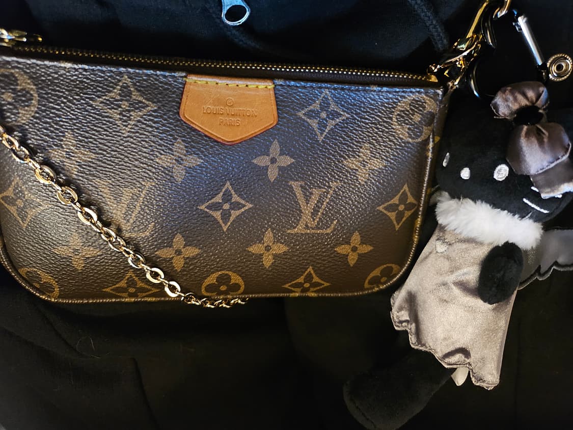 루비이통 멀티 포쉐트 악세수아 작은수아 상품이미지1