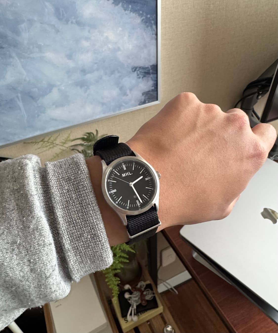 MHL 나토밴드 손목시계 블랙 다이얼 마가렛 호웰 상품이미지6