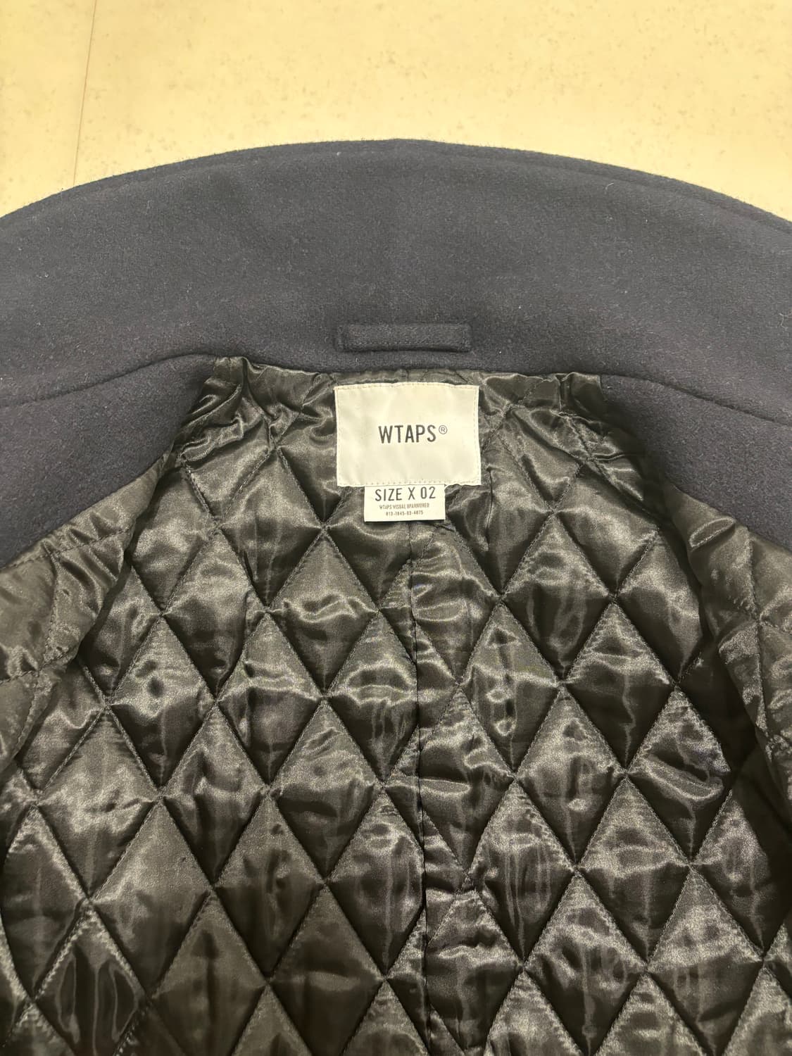 [2, 100~103] 더블탭스 멜튼울 피코트 상품이미지5