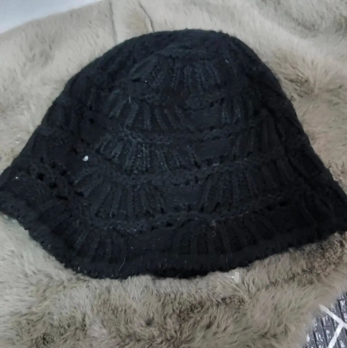 새상품 쉬즈미스 니트 버킷햇 모자 여자 크로쉐 98,000=>15,000 상품이미지3