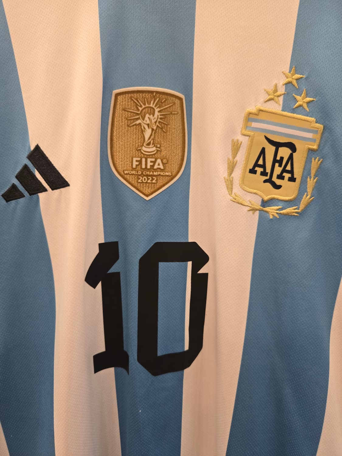 [쿨거환영]아르헨티나 월드컵 우승 3스타 어센틱유니폼 (메시 10) 상품이미지3