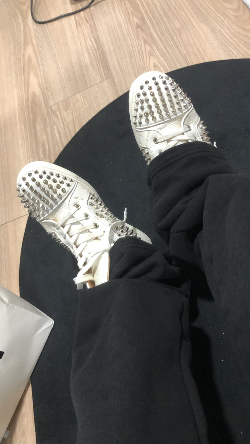 크리스찬 루부탱 size 40 1/2 매우급쳐 상품이미지1