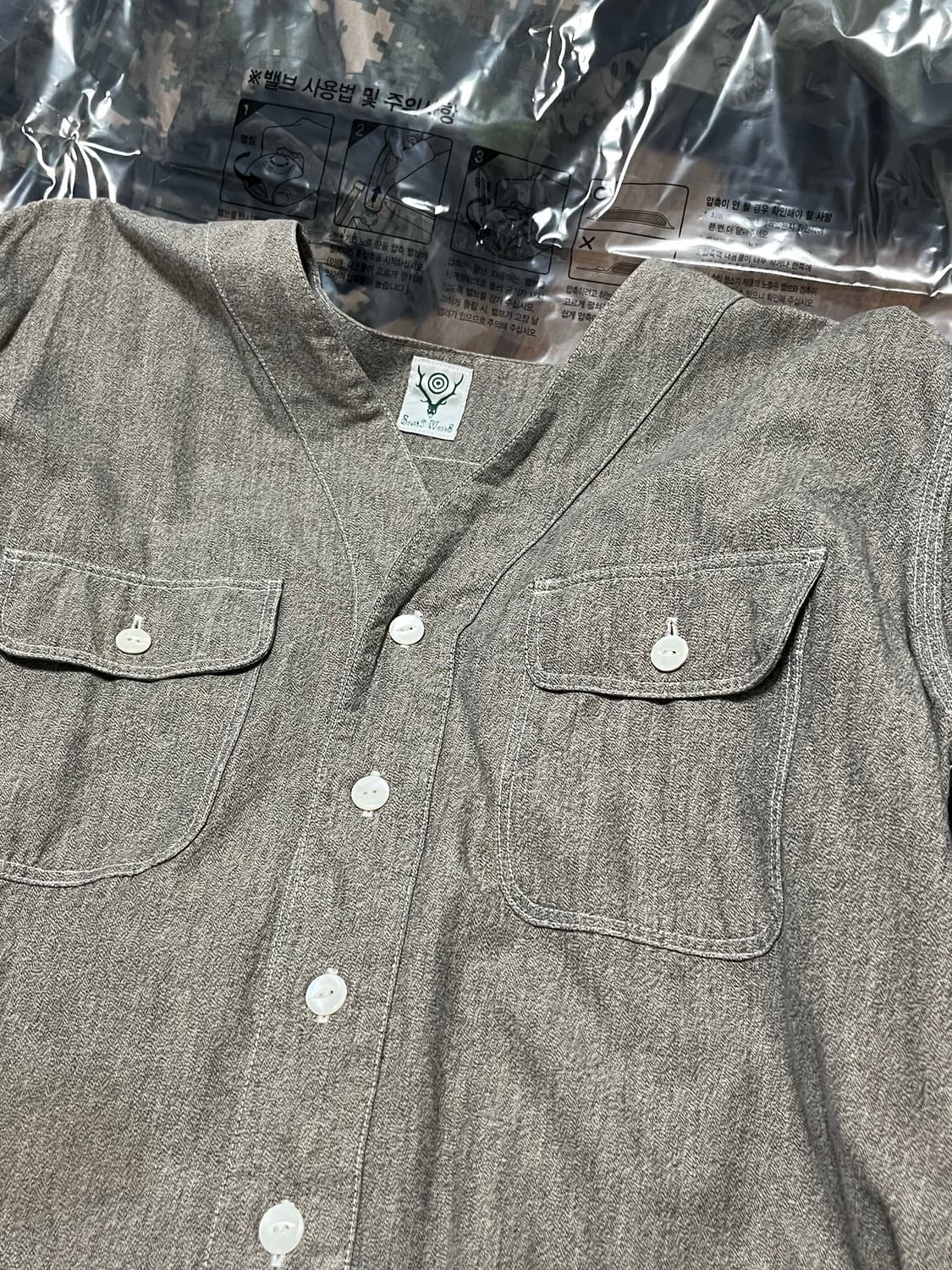 South2West8 브이넥 셔츠 상품이미지1