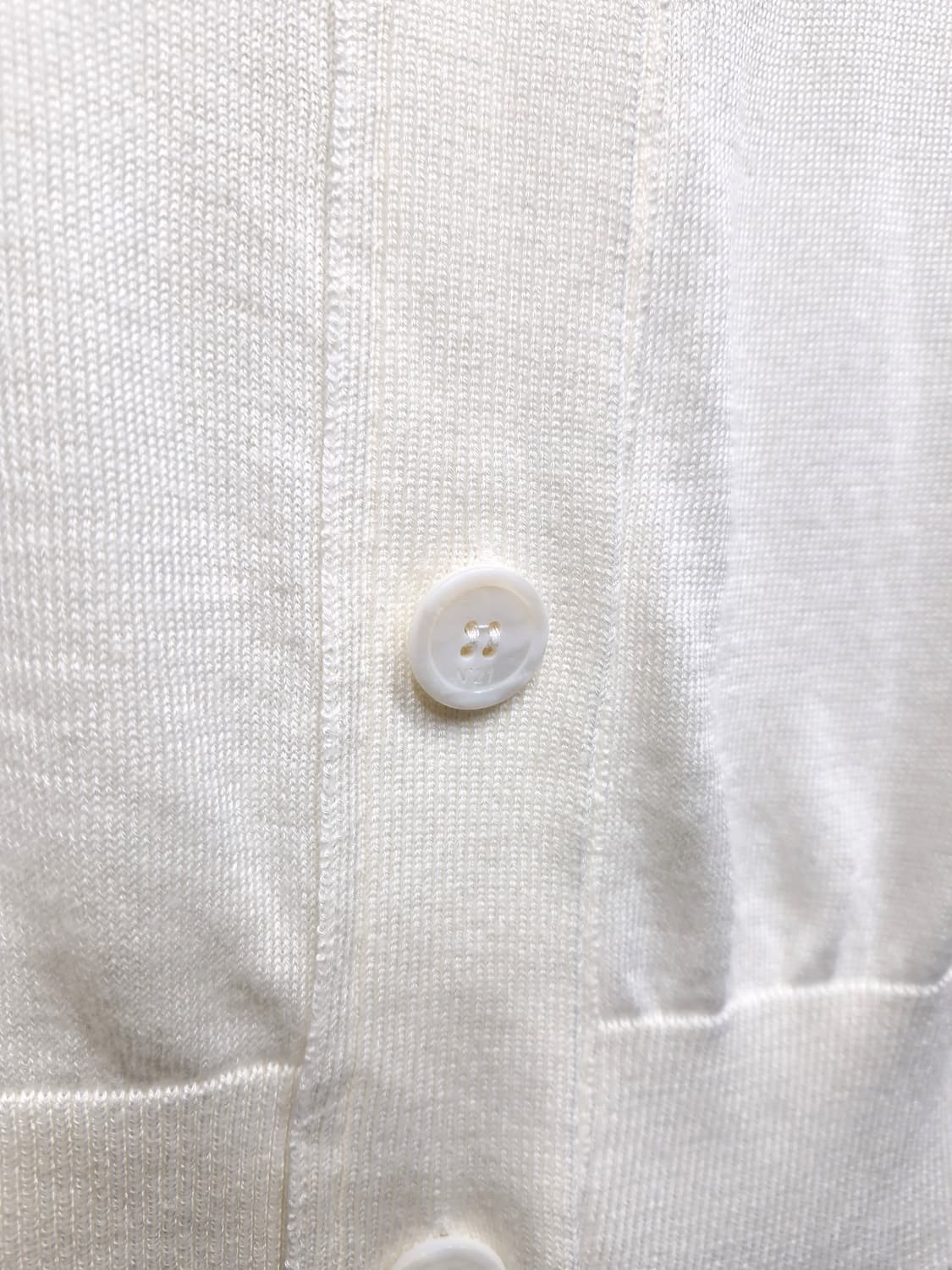 N21 넘버투애니원 라나 버진울 가디건 화이트 상품이미지5