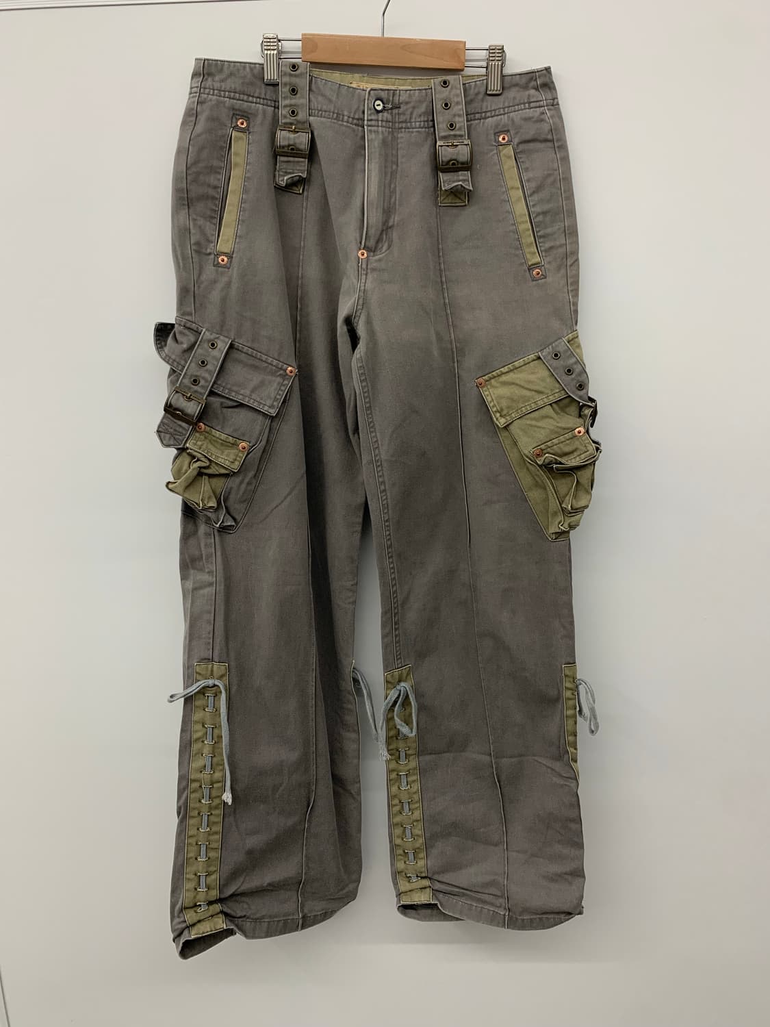 Thoughjeansmith 본디지 카고 팬츠 상품이미지4