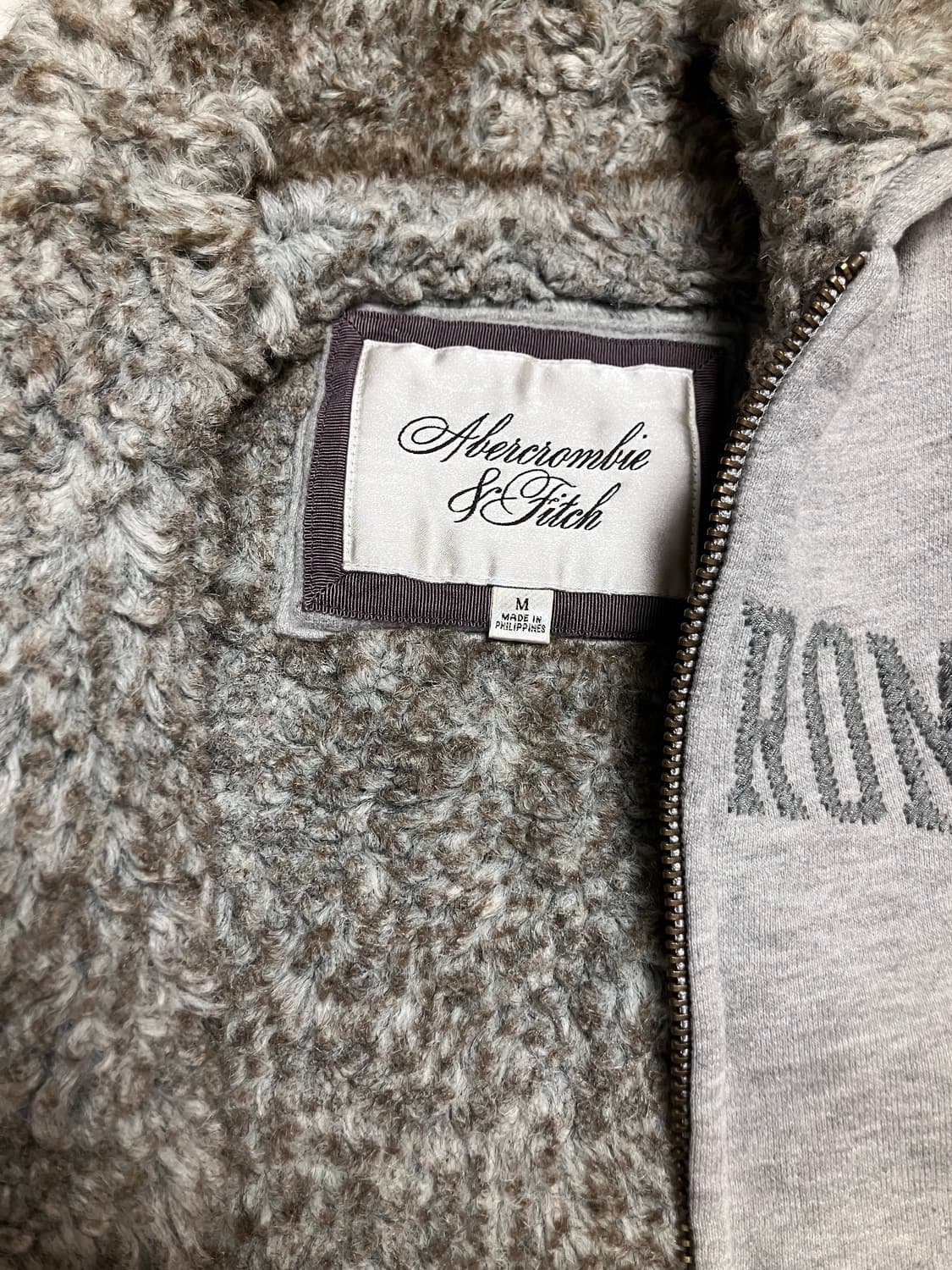 아베크롬비 Y2K 울프죠 딱붙핏 오리지널 빈티지 그레이 퍼 후디 상품이미지5