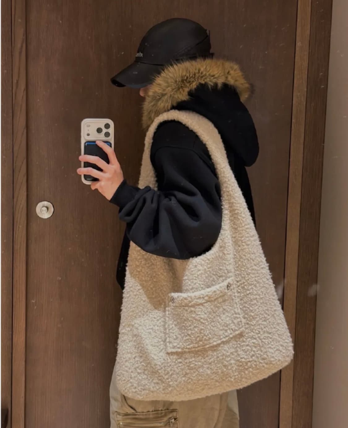 레터리 부클 리버시블 숄더백 (새상품) 상품이미지1