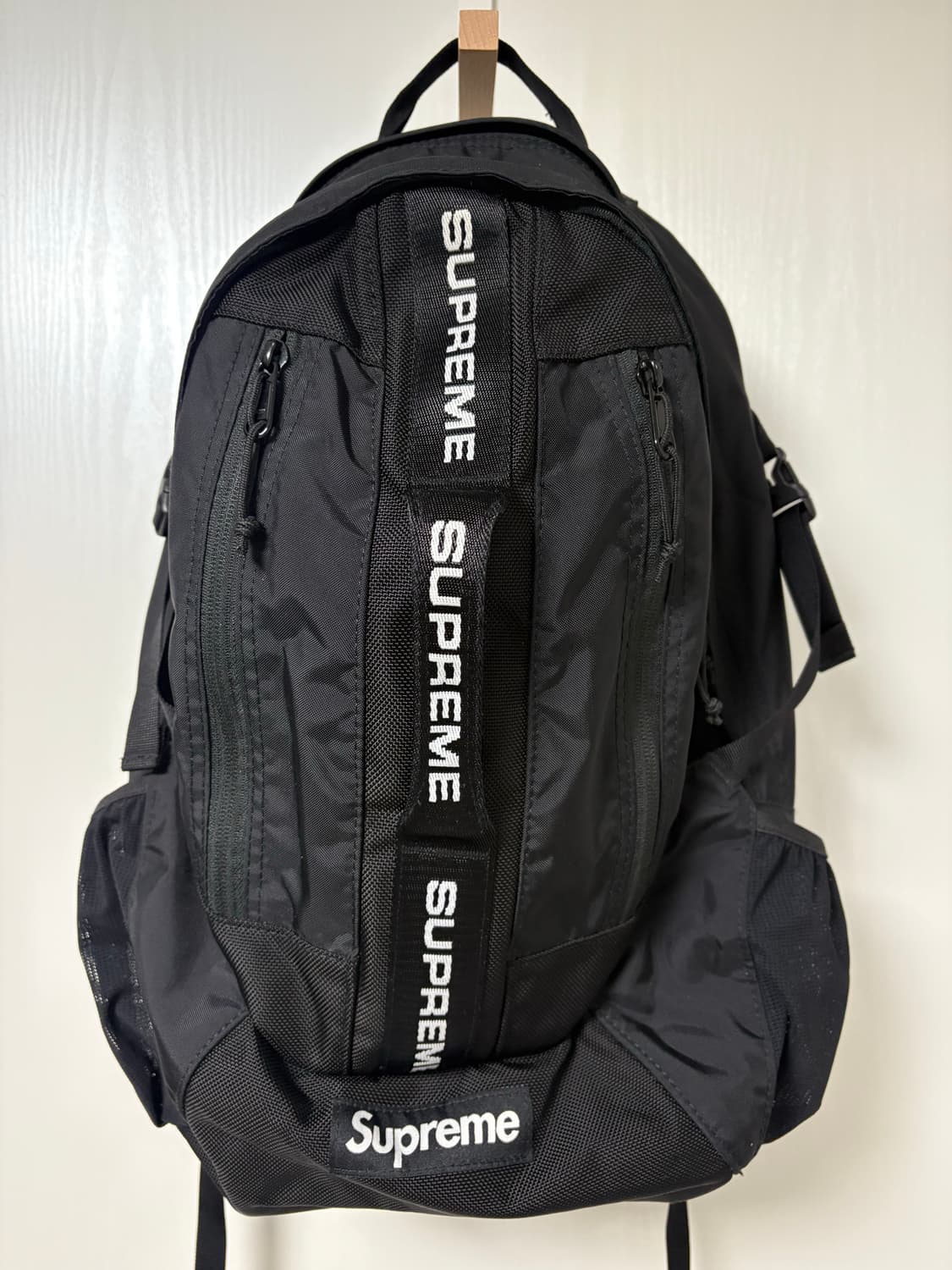 슈프림 백팩 22FW 상품이미지1