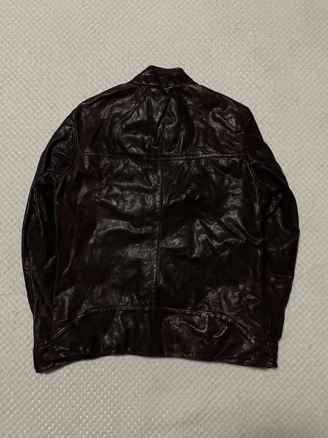 웨스턴 무드 배지터블 램스킨 양가죽 절개 레더 자켓 다크 브라운 상품이미지2